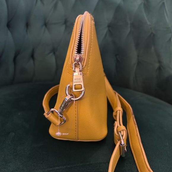 Steve Madden Yellow Crossbody Bag with Structured Design - Picture 5 of 6